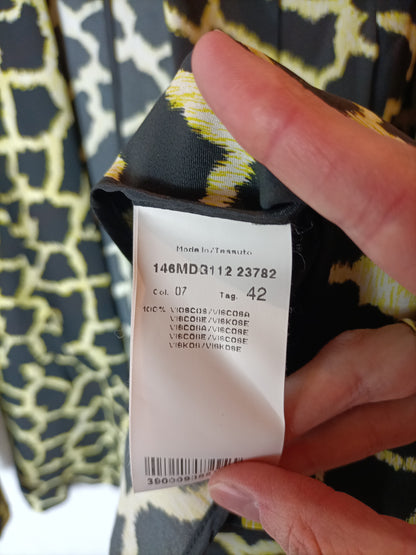 MSGM. Flowy black printed blazer. T 42 (40)