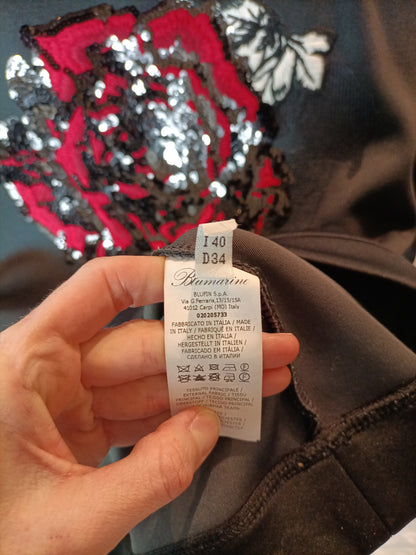 BLUMARINE. Total look falda tubo y top oversized. T 38