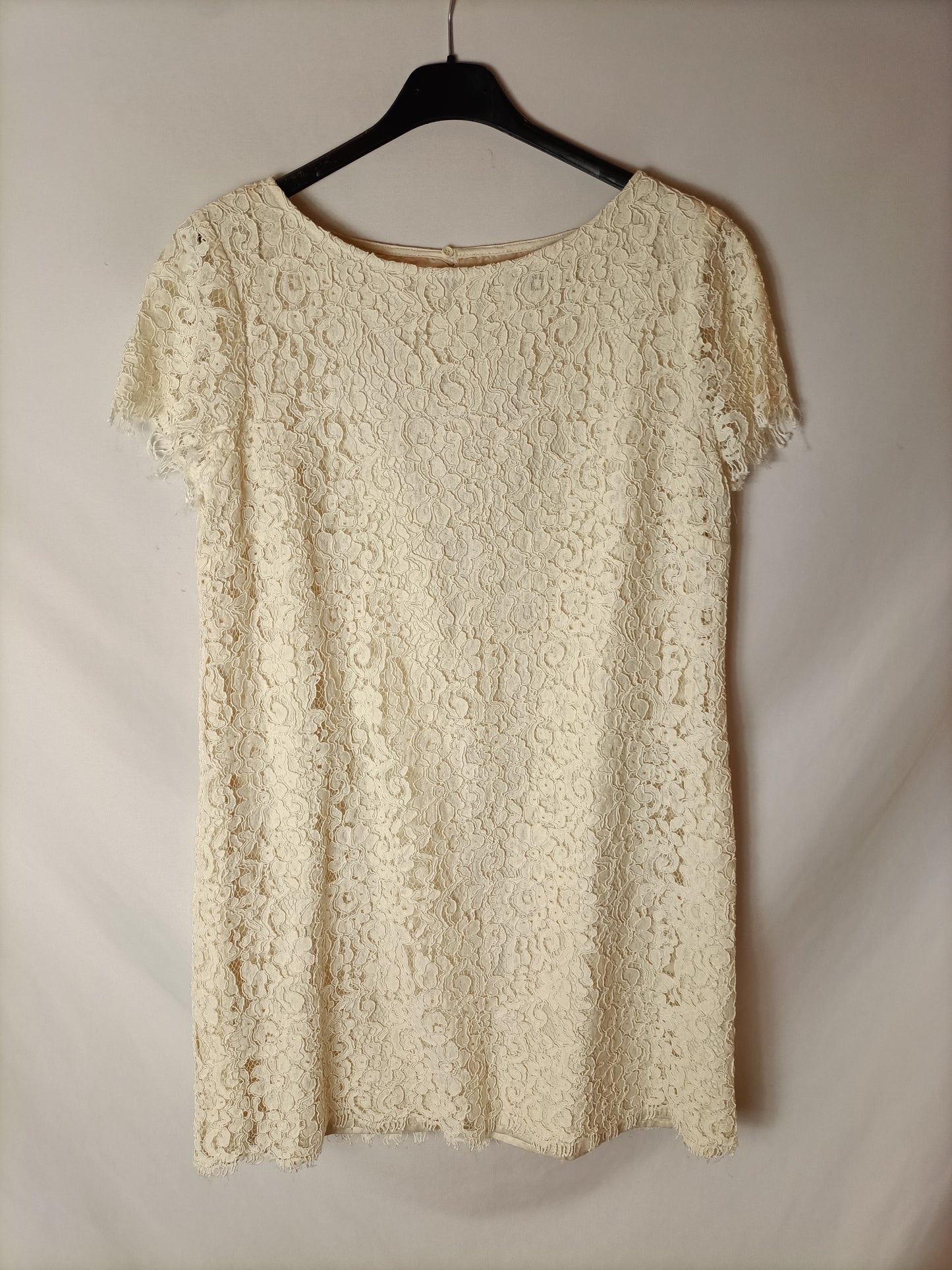 zara beige lace dress Zara lace pleated dress in beige/ nude pink XS, Women's Fashion, Dresses & Sets, Dresses on Carousell
