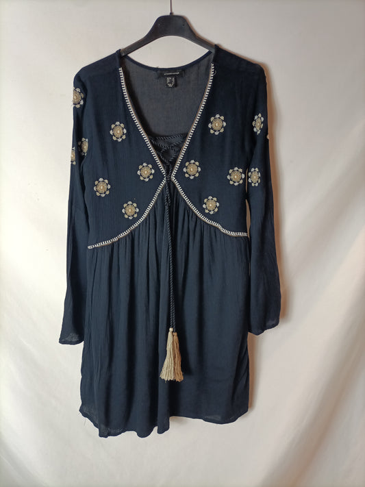 PRIMARK. Vestido corto bordado T.38