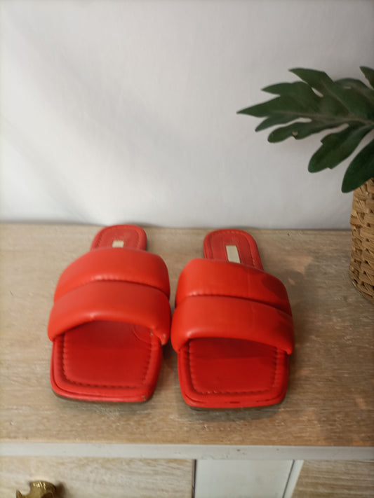 PRIMARK. Sandalia flúor naranja T.37