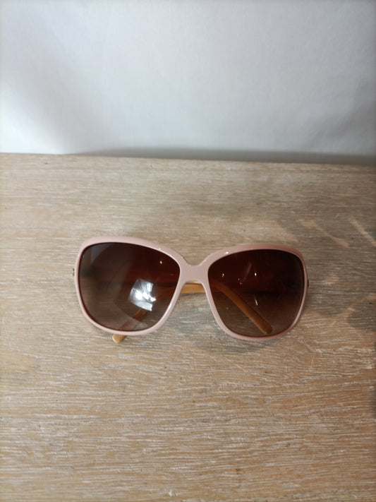 OUTLET. D&G gafas de sol montura rosa claro