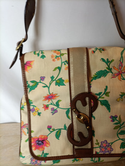 ESCADA SPORT. Bolso beige flores