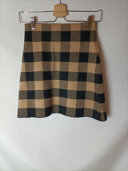 MANGO. Falda corta cuadros  T.s