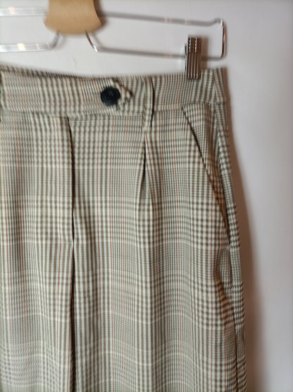 BERSHKA. Pantalón ancho cuadros T.38