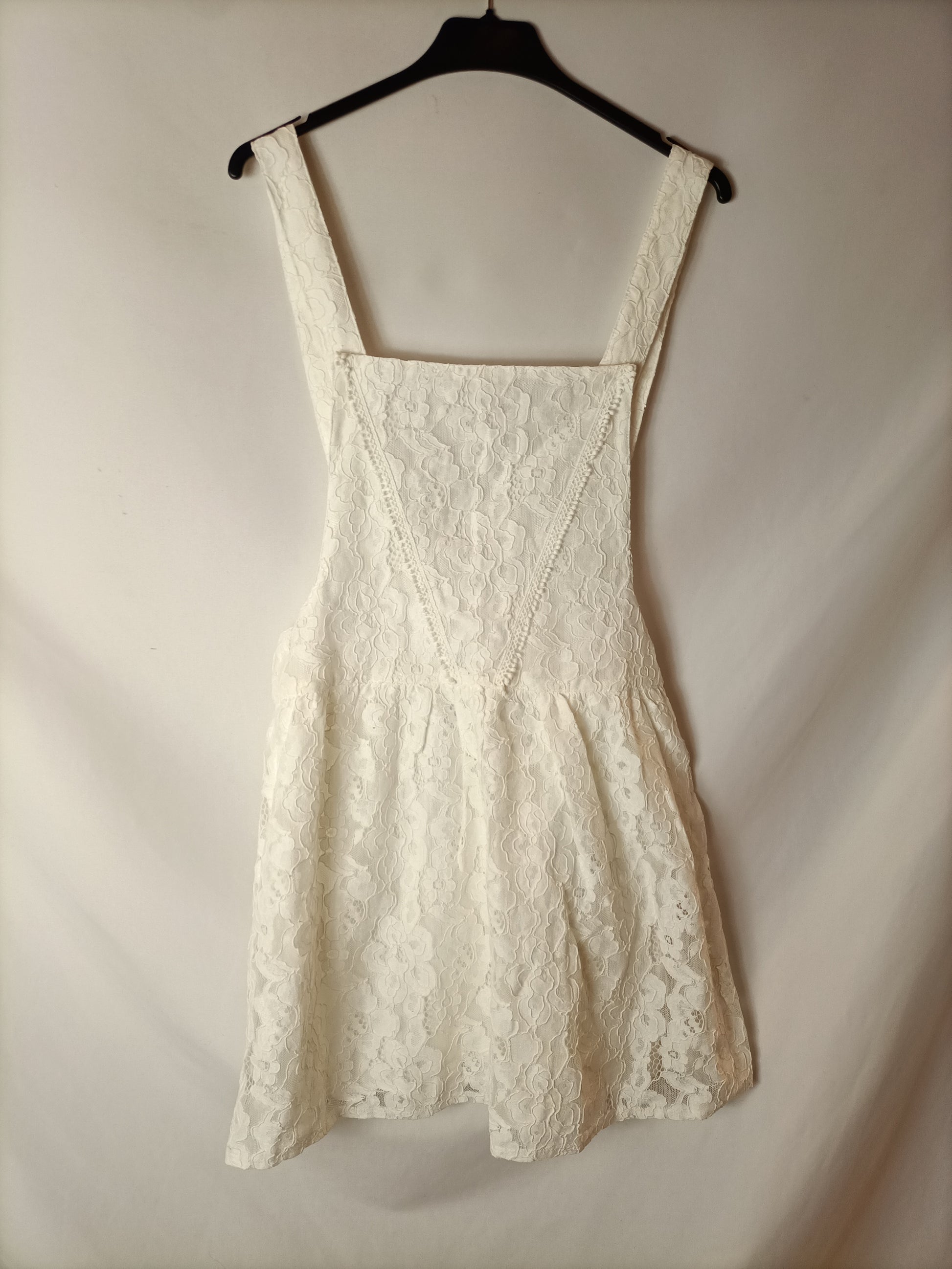 MANGO. White lace dress Tm Hibuy market MANGO. White lace dress Tm Hibuy market