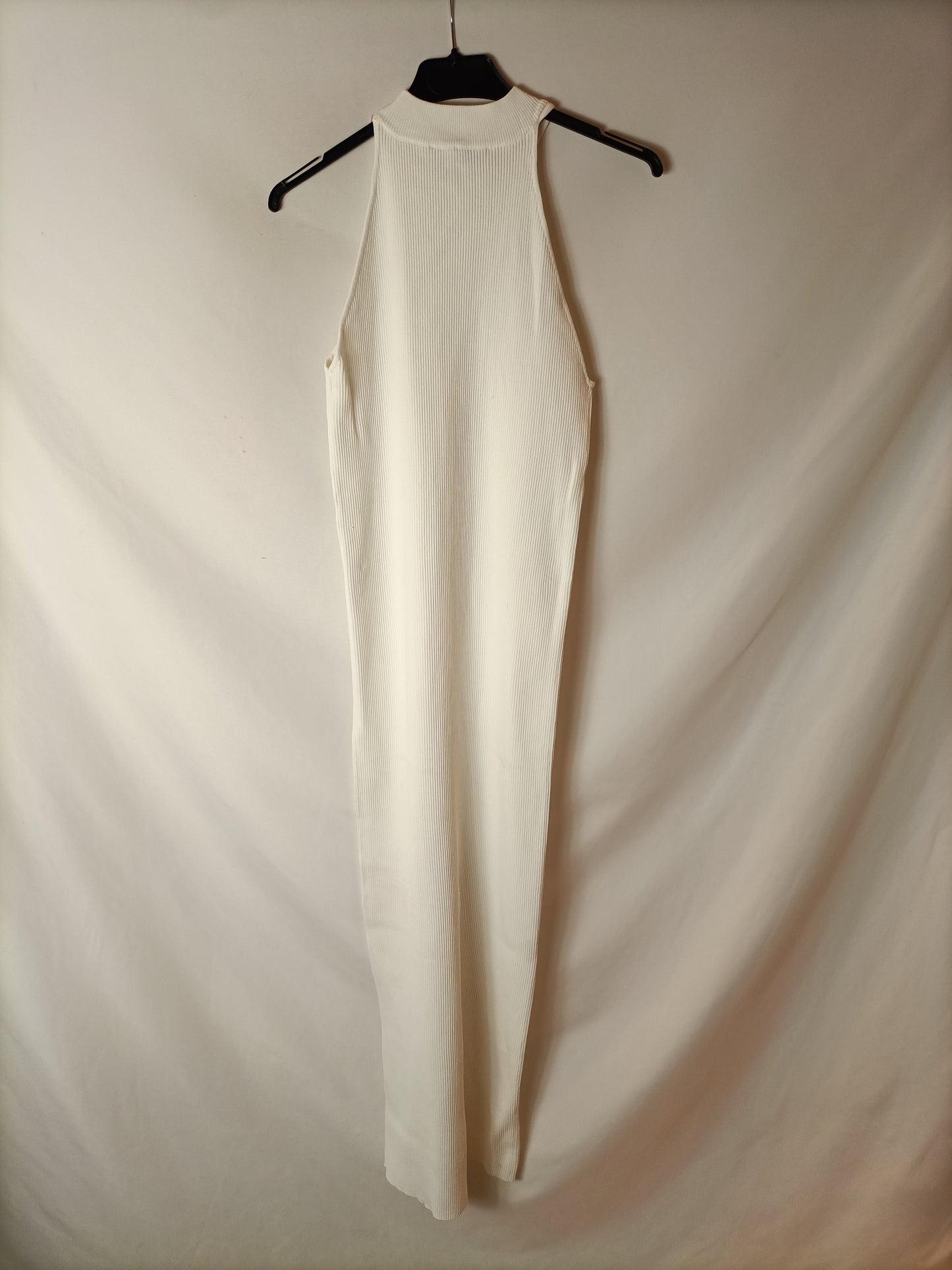 ZARA. Vestido blanco canalé T.l
