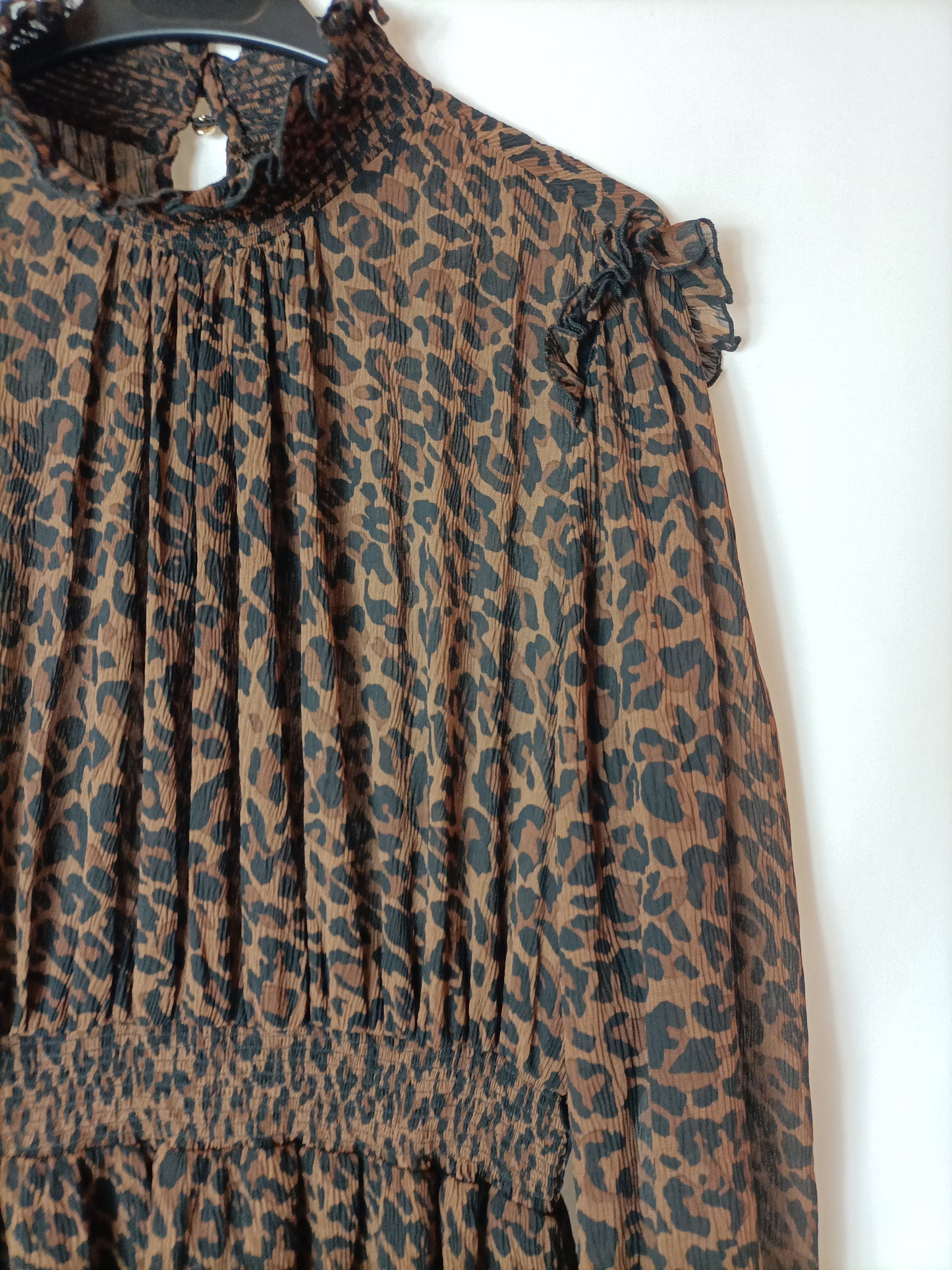 ZARA. Vestido midi animal print T.m
