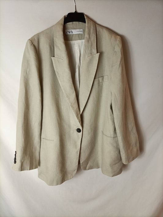 ZARA. Blazer lino color tostado. T XL