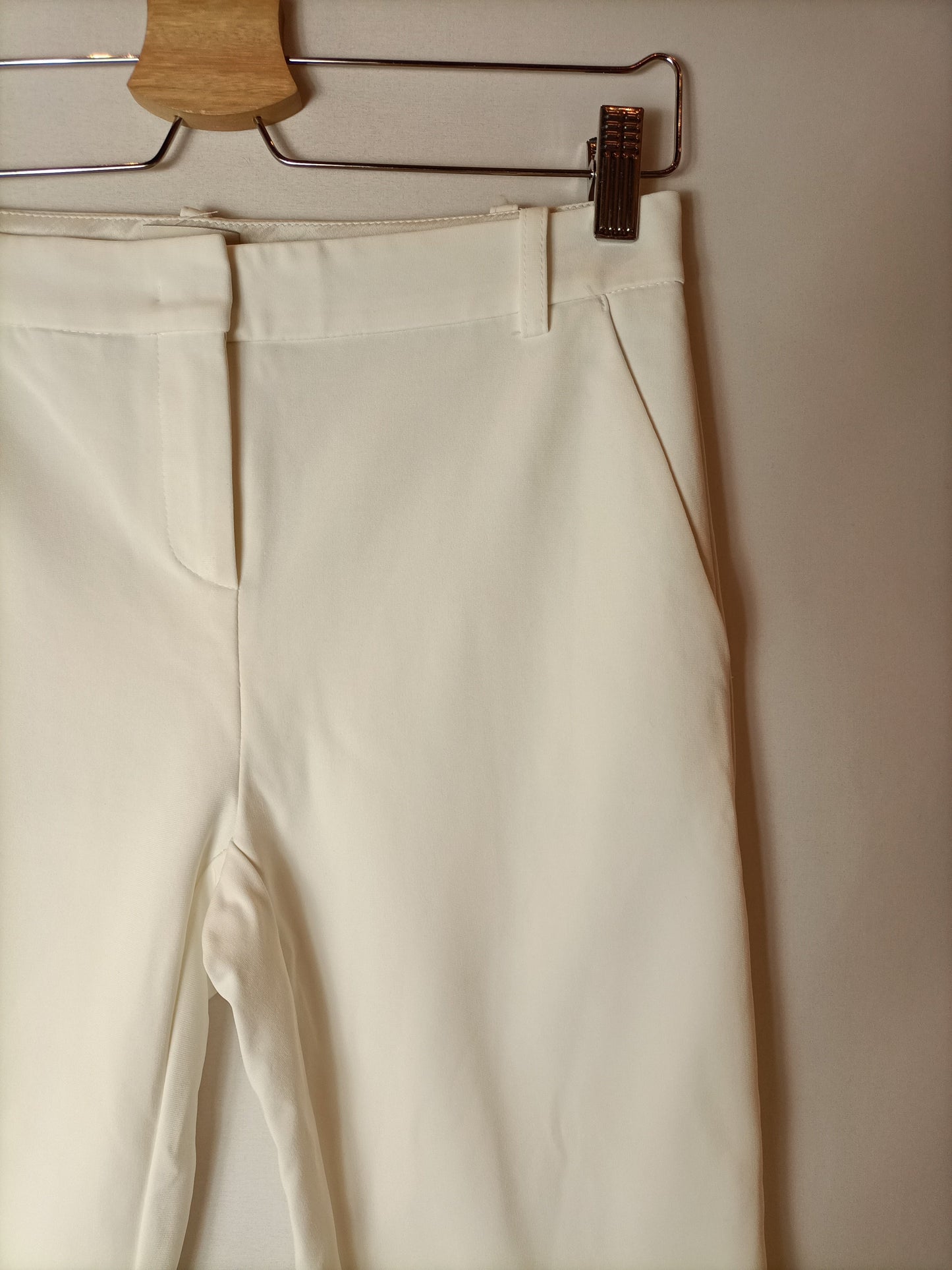 PINKO. White stretch trousers. Size 36