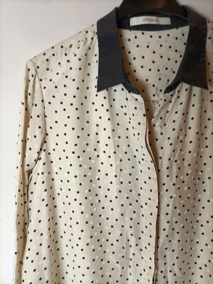 UTERQÜE. Blusa seda lunares. T L