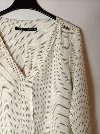 ZARA. Blusa  beige fluida lunares. T S
