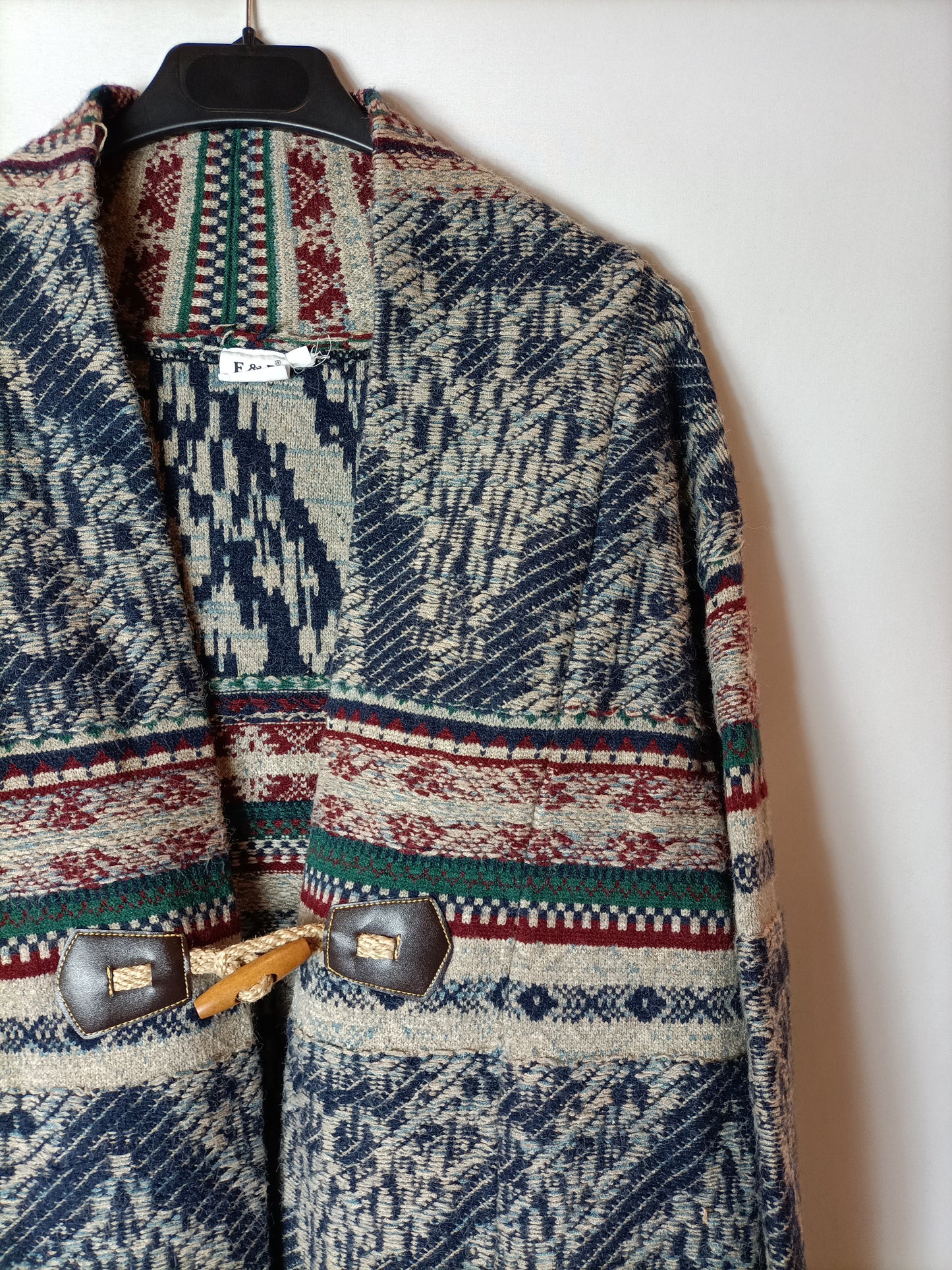 F&P. Cárdigan dibujos T.u(s/m)