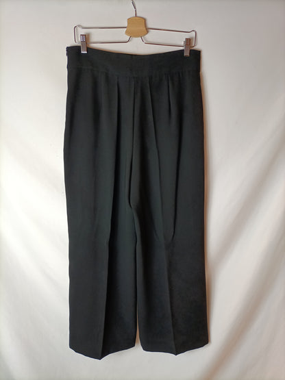 ZARA.Pantalón culotte negro T.l