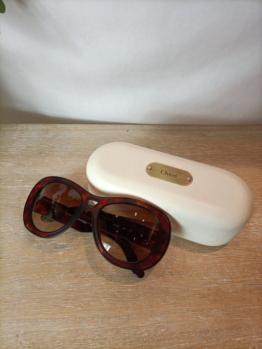 CHLOÉ. Brown sunglasses