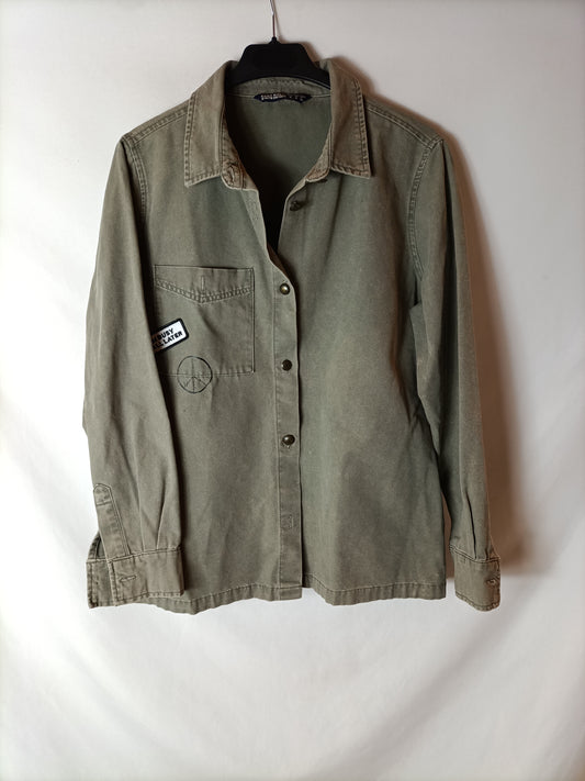 ZARA. Chaqueta verde efecto desteñido T.m