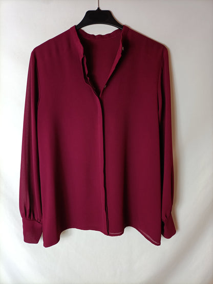 BIMANI. Blusa burdeos botones T.m