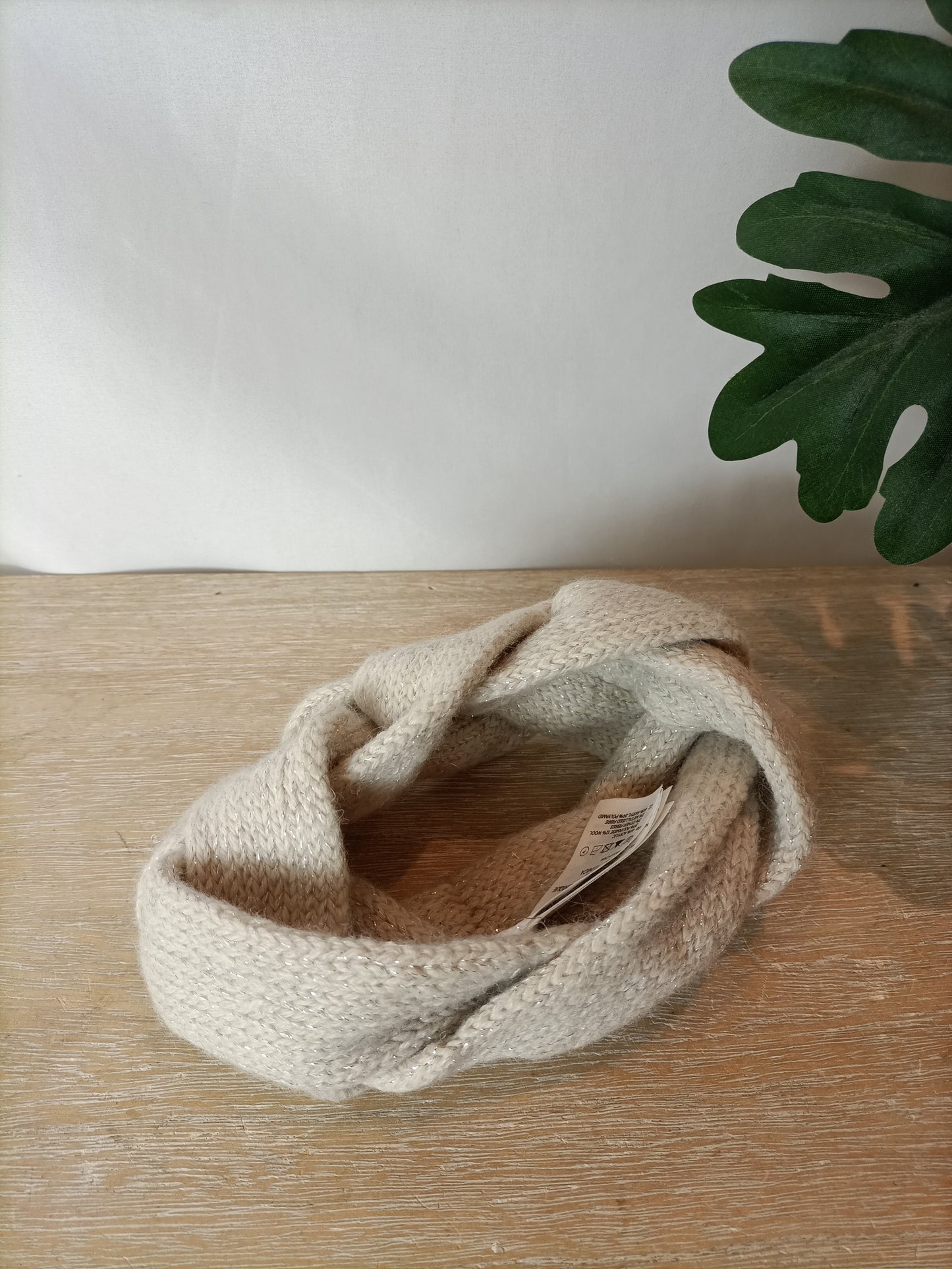 H&M. Diadema punto trenzada