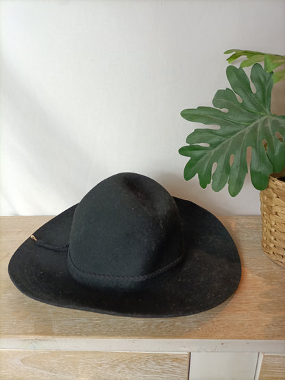 H&amp;M. Black hat