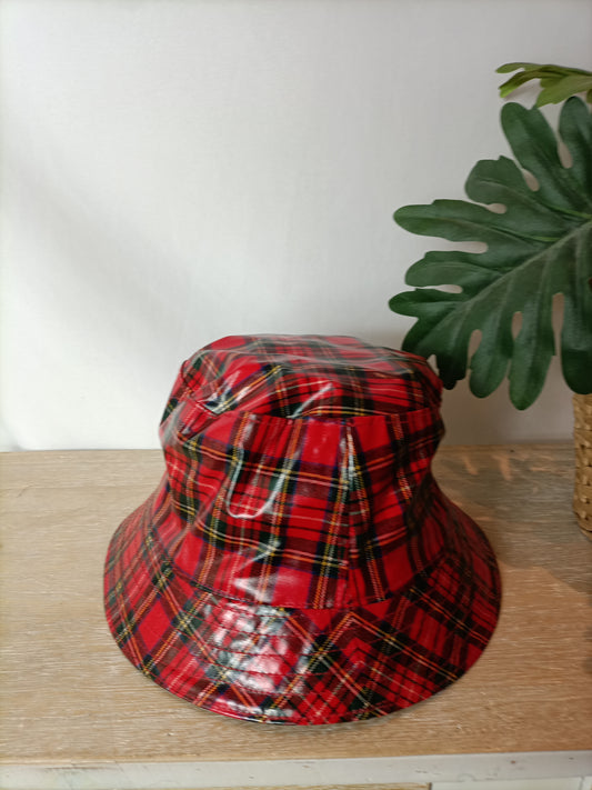 OTHERS. Checkered waterproof hat