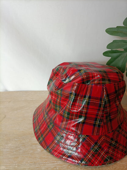 OTHERS. Checkered waterproof hat