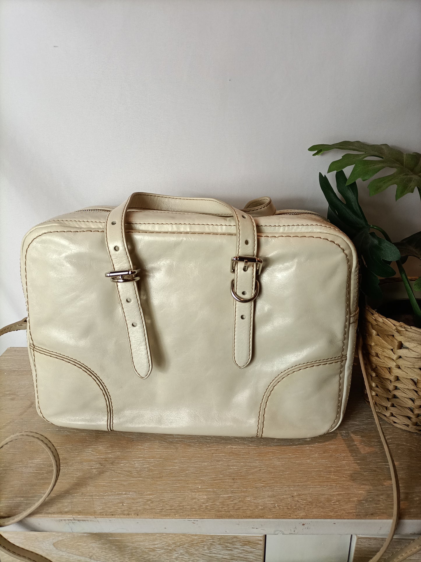 BIMBA Y LOLA. Beige leather shopper bag