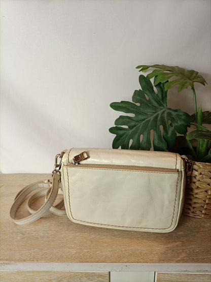 BIMBA Y LOLA. Bolso beige piel