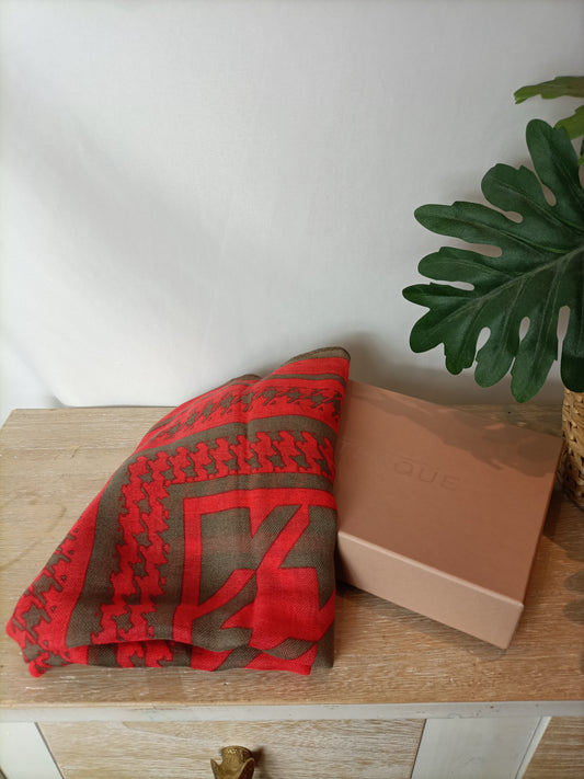 UTERQÜE. Pañuelo pata de gallo