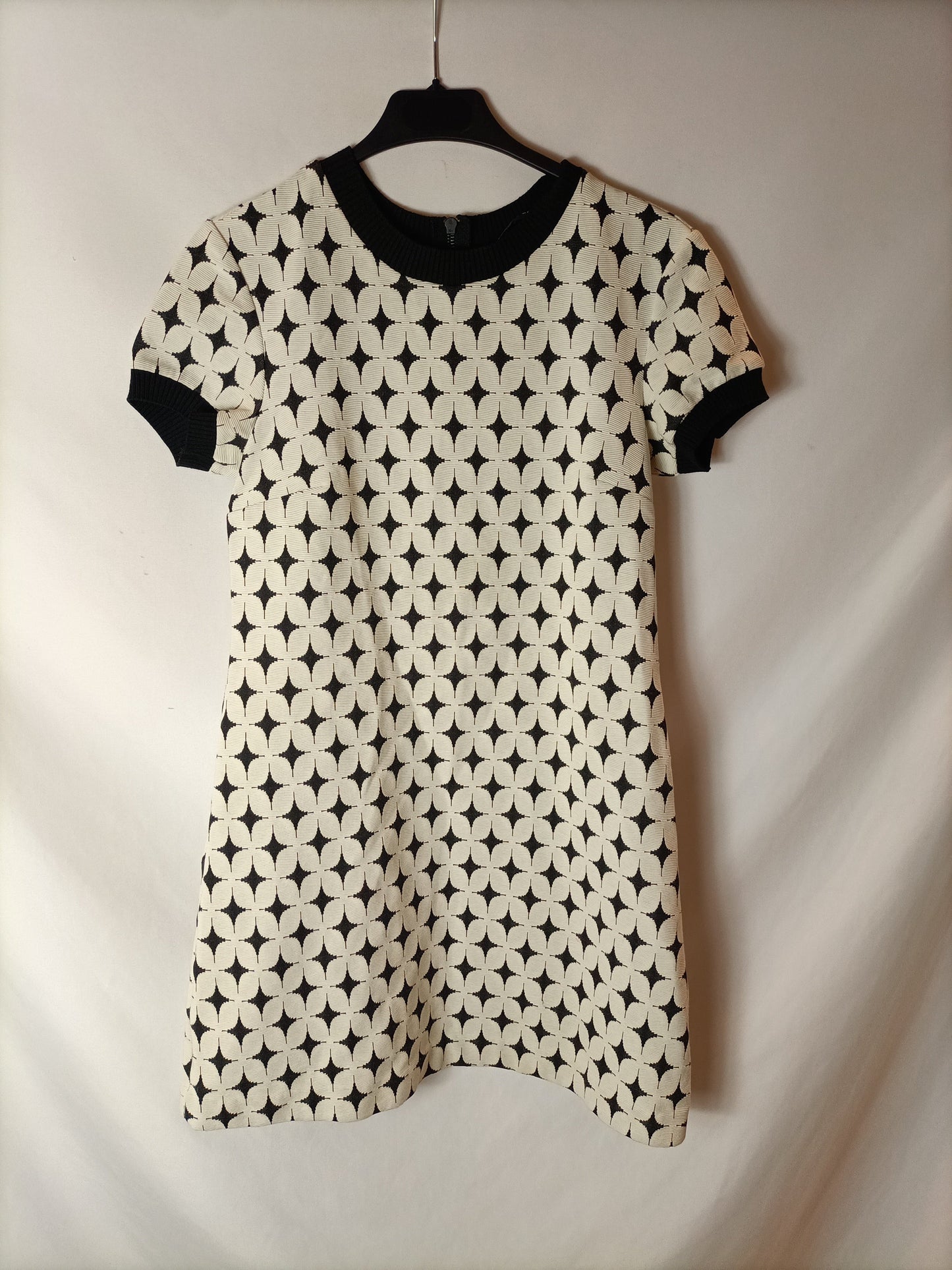 ZARA. Black and white textured dress. TS