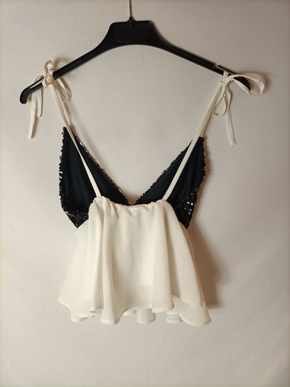 THE ARE. Top blanco lentejuelas negras. T XS/S