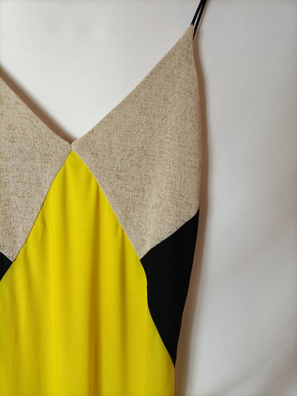 ZARA. Vestido midi amarillo texturas. T M
