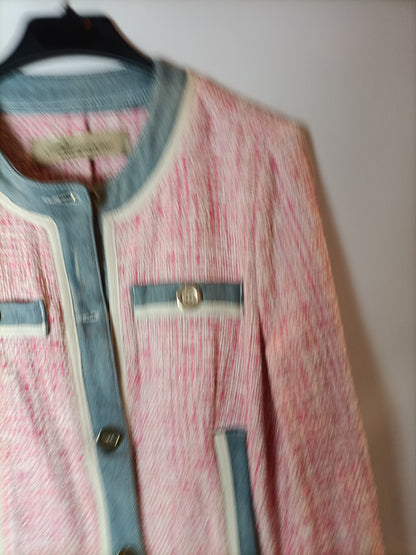 OUTLET. BLUMARINE. Chaqueta tweed rosa. T 38