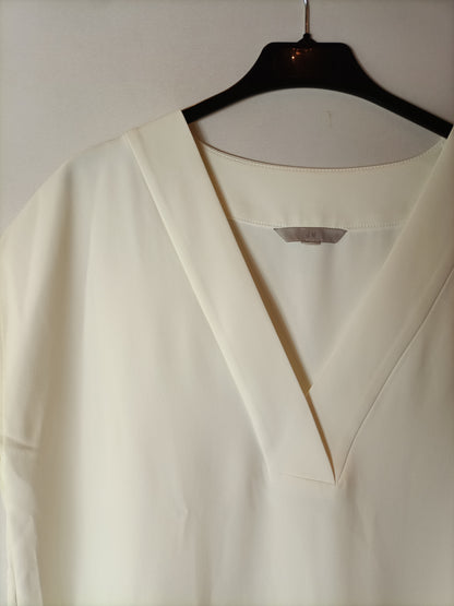 H&M. Blusa fluida blanco roto T.u(L)