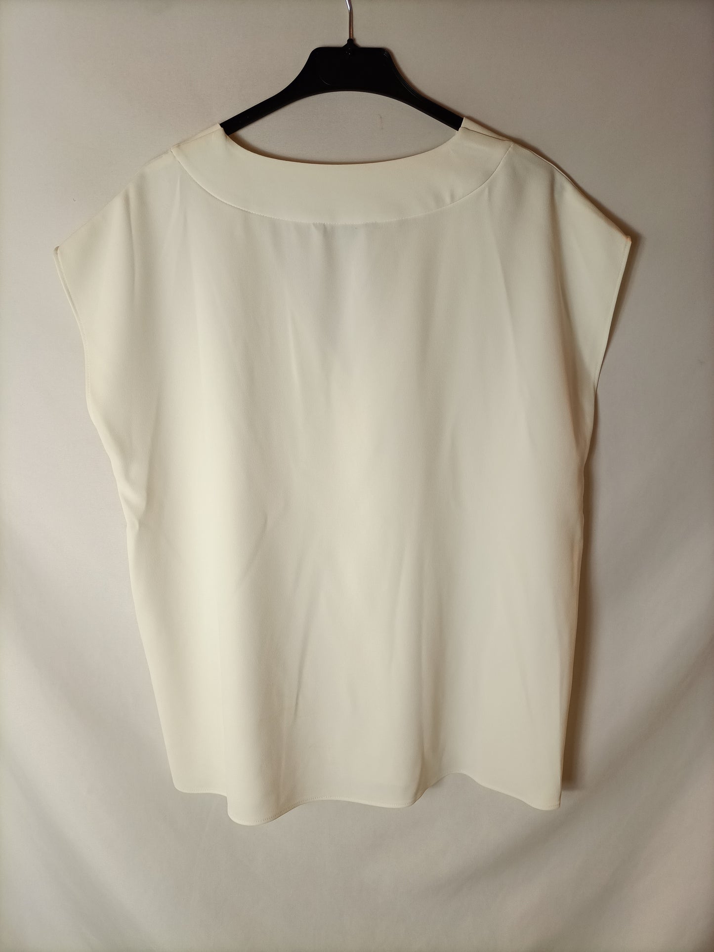 H&M. Blusa fluida blanco roto T.u(L)