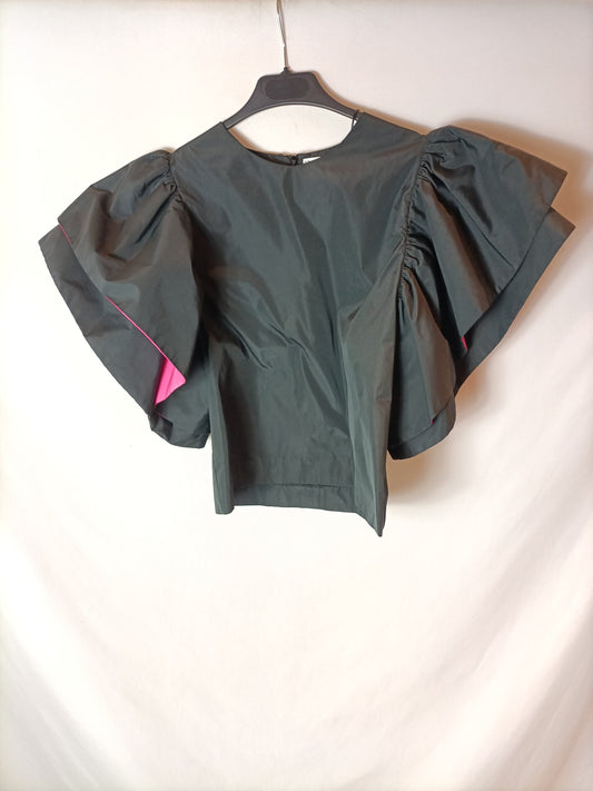 ZARA. Top negro volantes. T XS