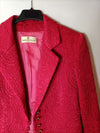 JAVIER LARRAINZAR. Total look Blazer y falda roja textura. T 36