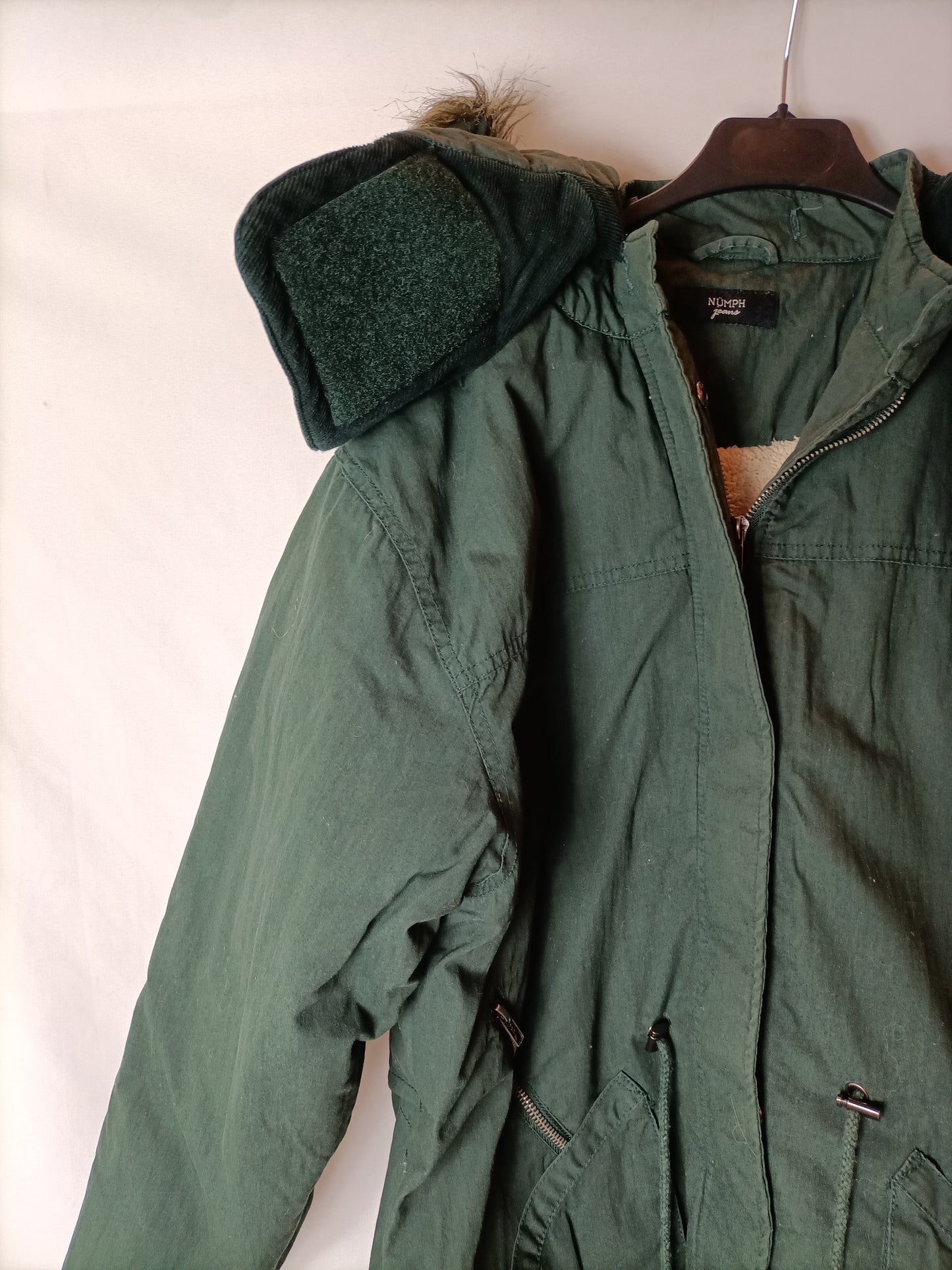 NÜMPH. Green hooded coat S.40