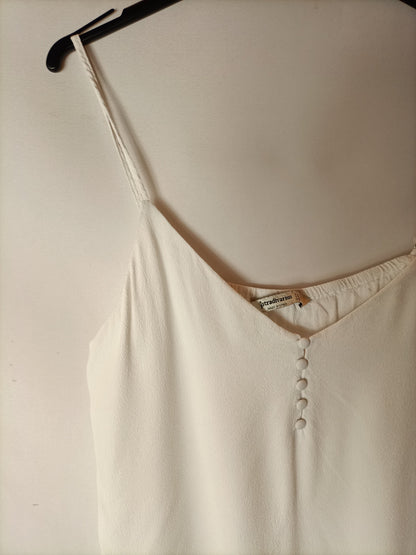 STRADIVARIUS. Top blanco botones T.l