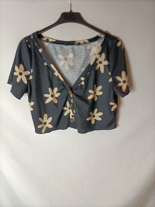 SHEIN. Top negro flores T.xl