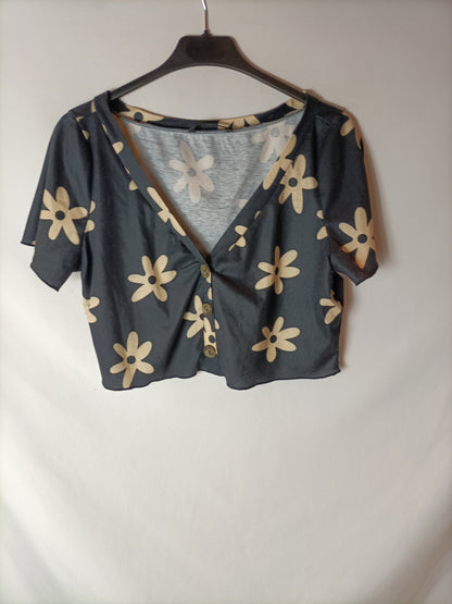 SHEIN. Top negro flores T.xl