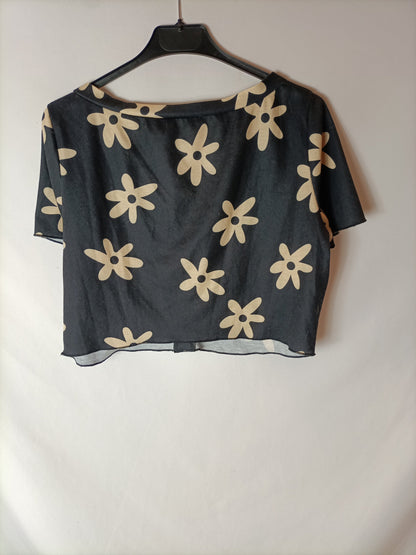 SHEIN. Top negro flores T.xl