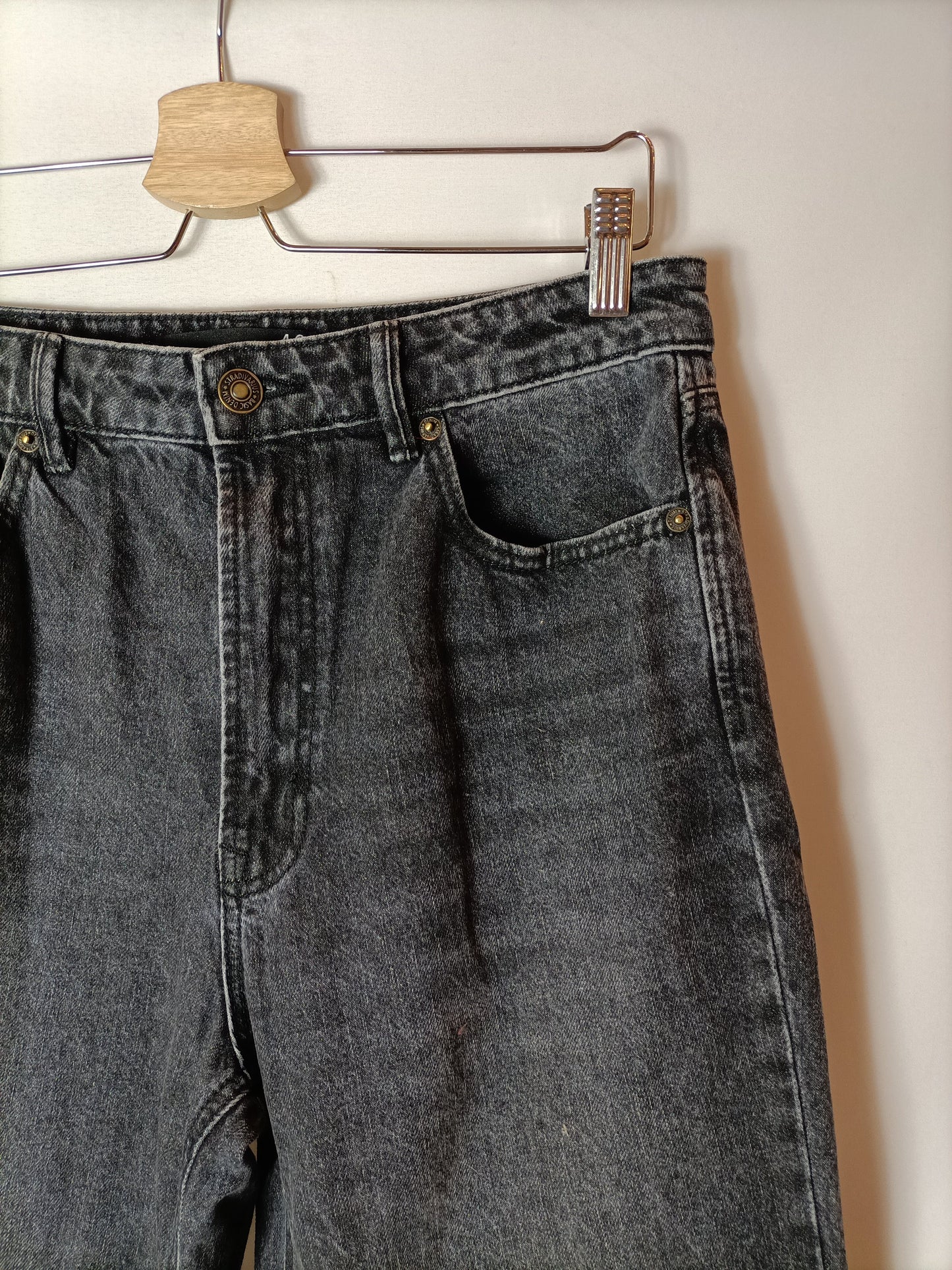 STRADIVARIUS. Pantalón negro ancho T.40