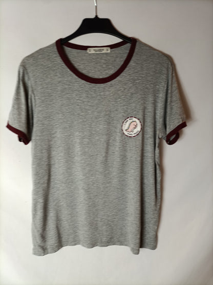 PULL&BEAR.camiseta gris T.m
