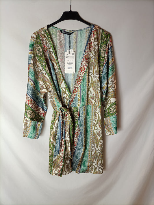 ZARA. Mono fluido estampado. T XS