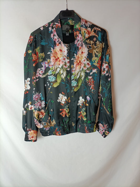 MANGO. Bomber fluida estampada oversized. T XS