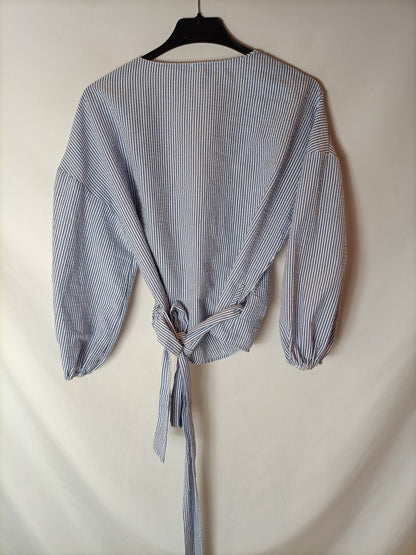 OYSHO. Striped wrap blouse. TM