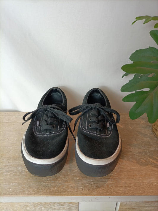 VANS. Zapatillas negras plataforma T.5.5(36,5)