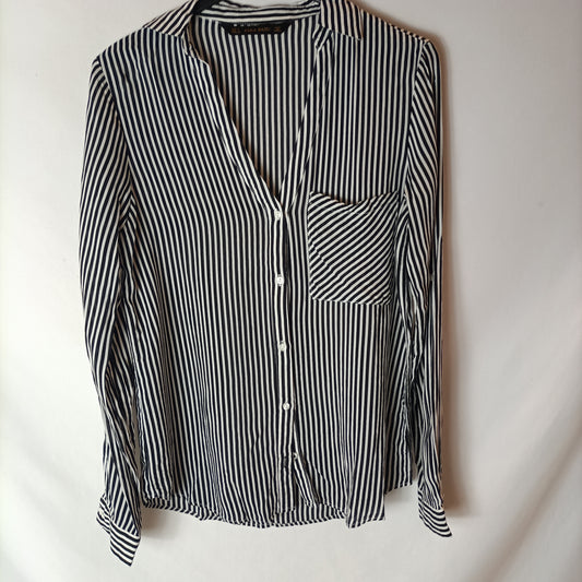 ZARA. Flowy striped blouse Ts