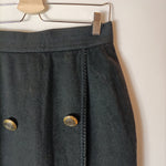 CARLA. Falda negra botones vintage. T 42