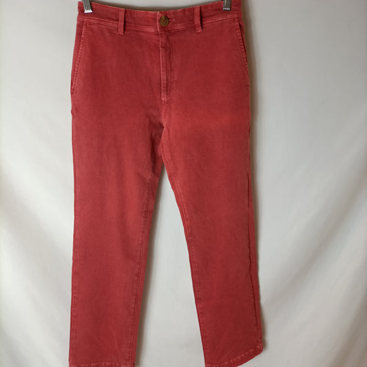 AMATLAN. Pantalón rojo efecto desgastado. T 36
